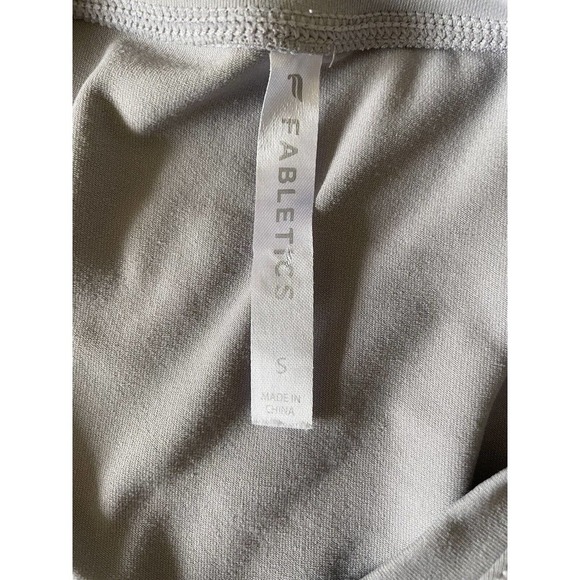 Fabletics Women's Cashel Cinch Long Sleeve Light Workout Top Gray Size Small - Picture 6 of 8